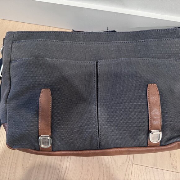 Fossil Laptop Crossbody Laptop Bag Blue Canvas & Leather - Picture 5 of 5